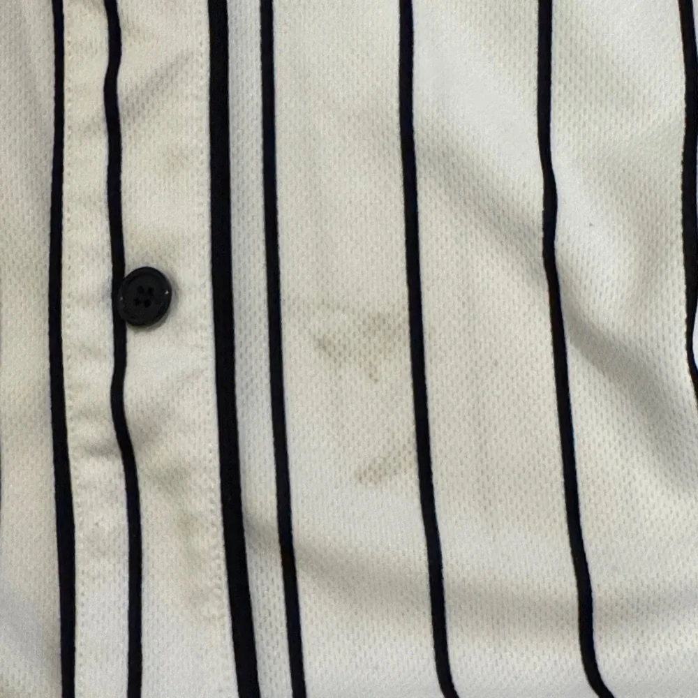 The Twilight Saga Cullen Jersey Button-Up - Picture 4 of 5
